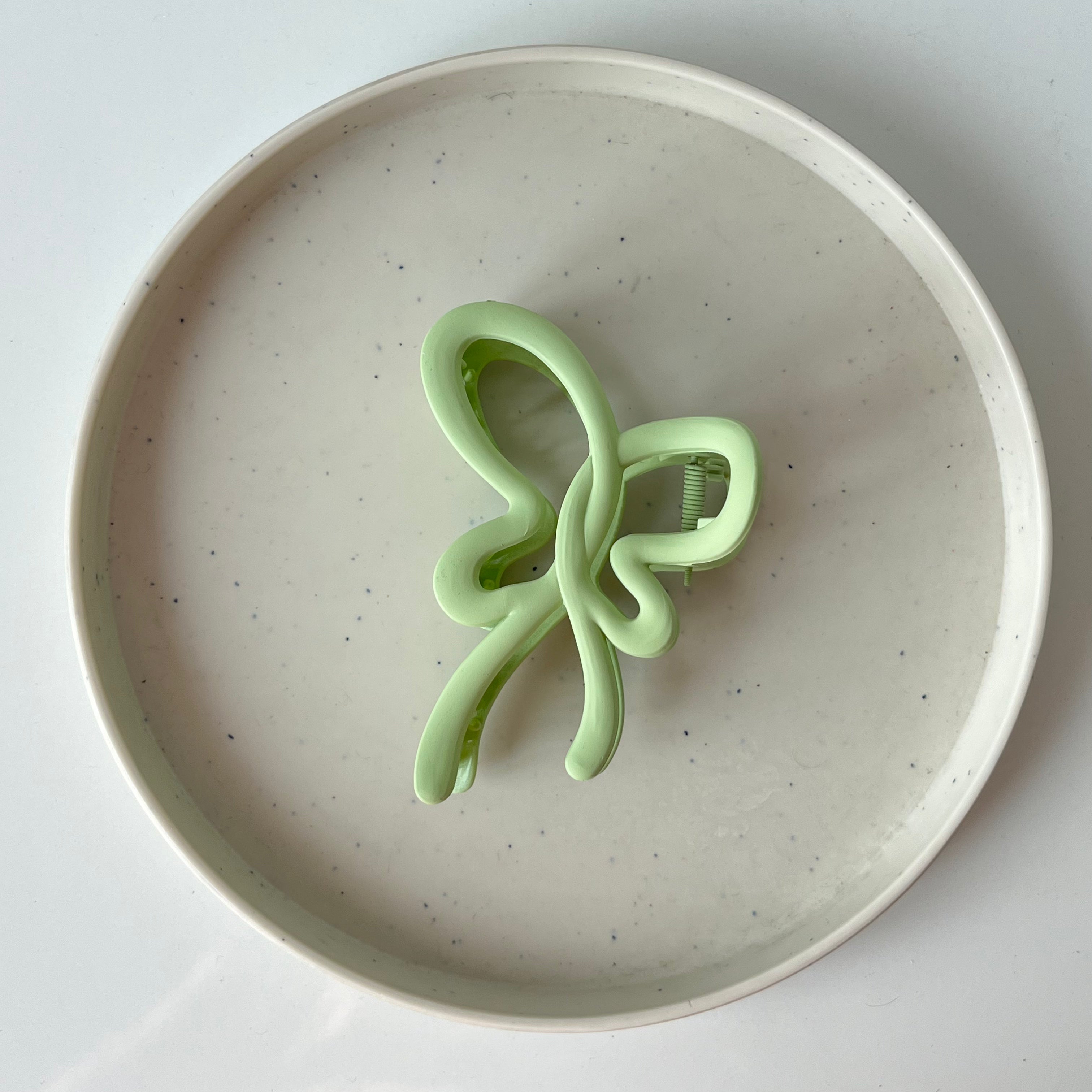 Matte Ribbon Bow – Large Hair Claw